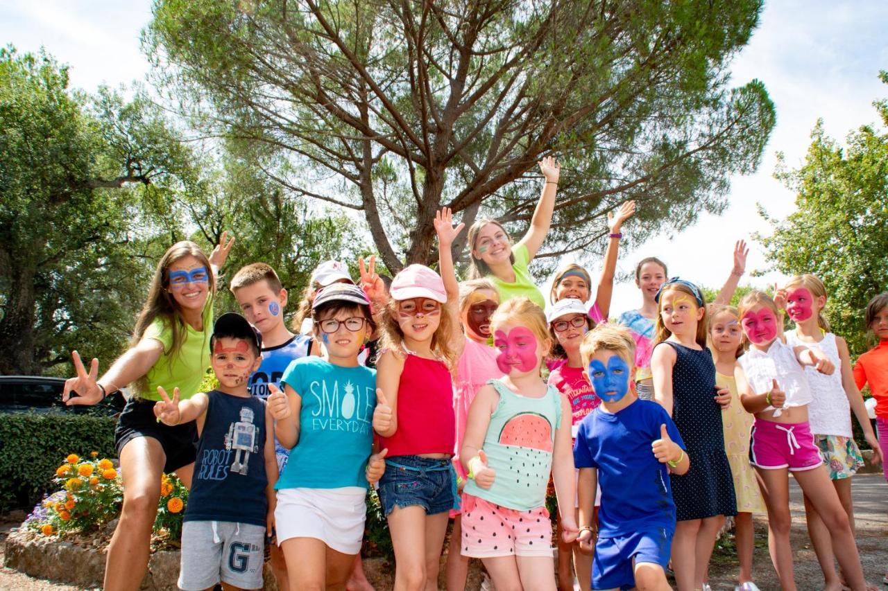 Chalets Met Buitenkeuken Op Camping Lei Suves - Joycasa روكبرون-سور-أرجينس المظهر الخارجي الصورة
