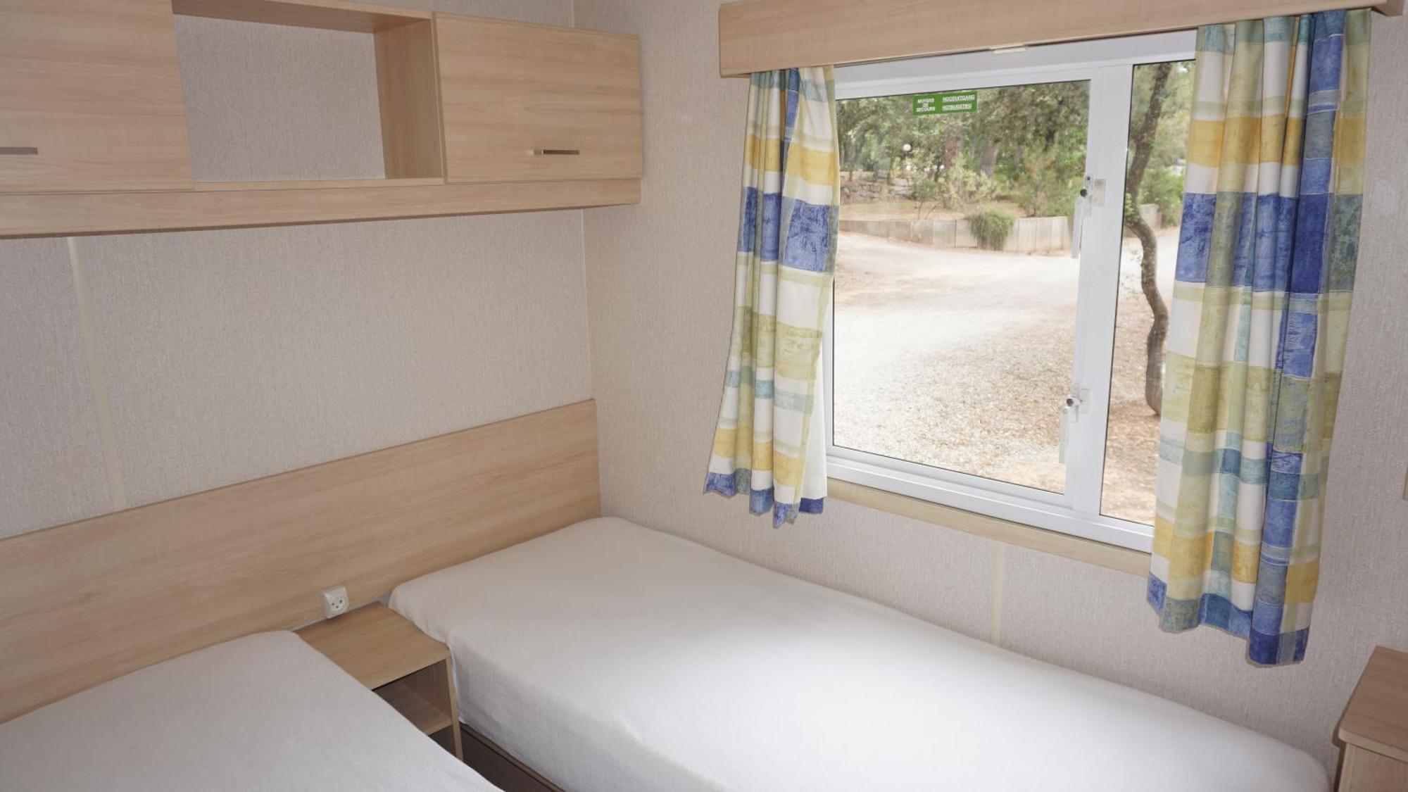 Chalets Met Buitenkeuken Op Camping Lei Suves - Joycasa روكبرون-سور-أرجينس الغرفة الصورة